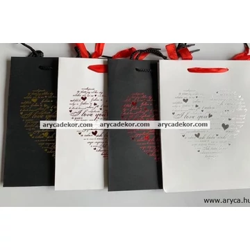 Általános ajándéktasak méret: közepes (23x18 cm) 12 db/csomag